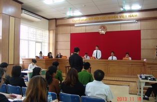 Veranstaltung eines strafrechtlichen Moot Court aus Anlass der Justizreform in Vietnam