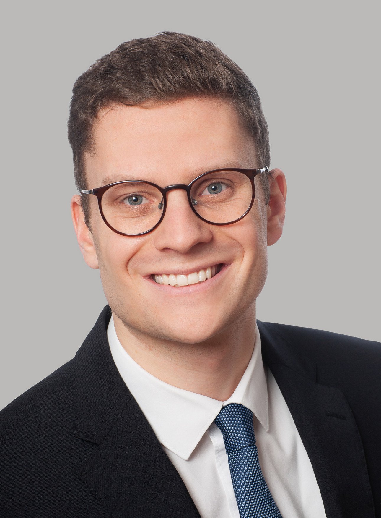 Dr. Dominik H&uuml;bsch