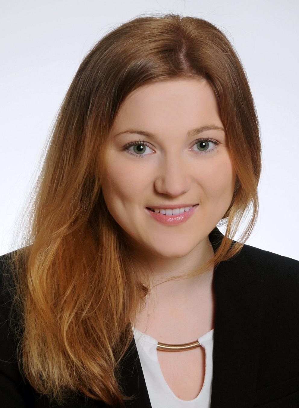 Sabine Pfeffer Sabine Pfeffer
