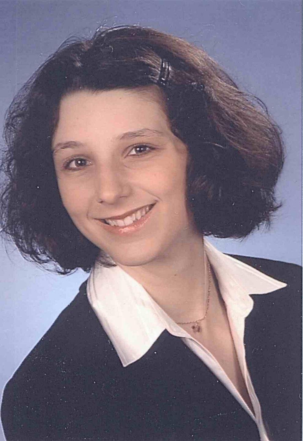 Dr. Melanie Falkner Dr. Melanie Falkner