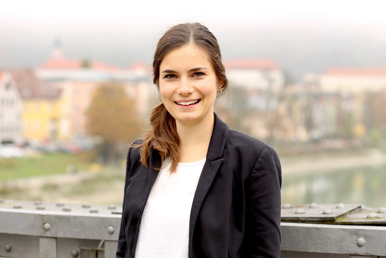 Veronika Scharf (Coach)