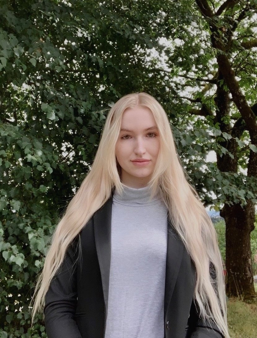 Porträtfoto Pia Stehr