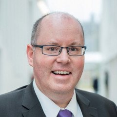Prof. Dr. Robert Esser