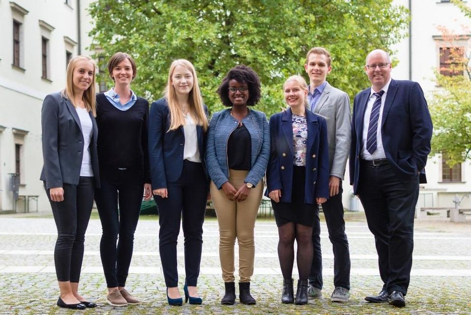 Gruppenfoto MootCourt