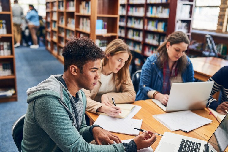 Studentische Hilfskrfte