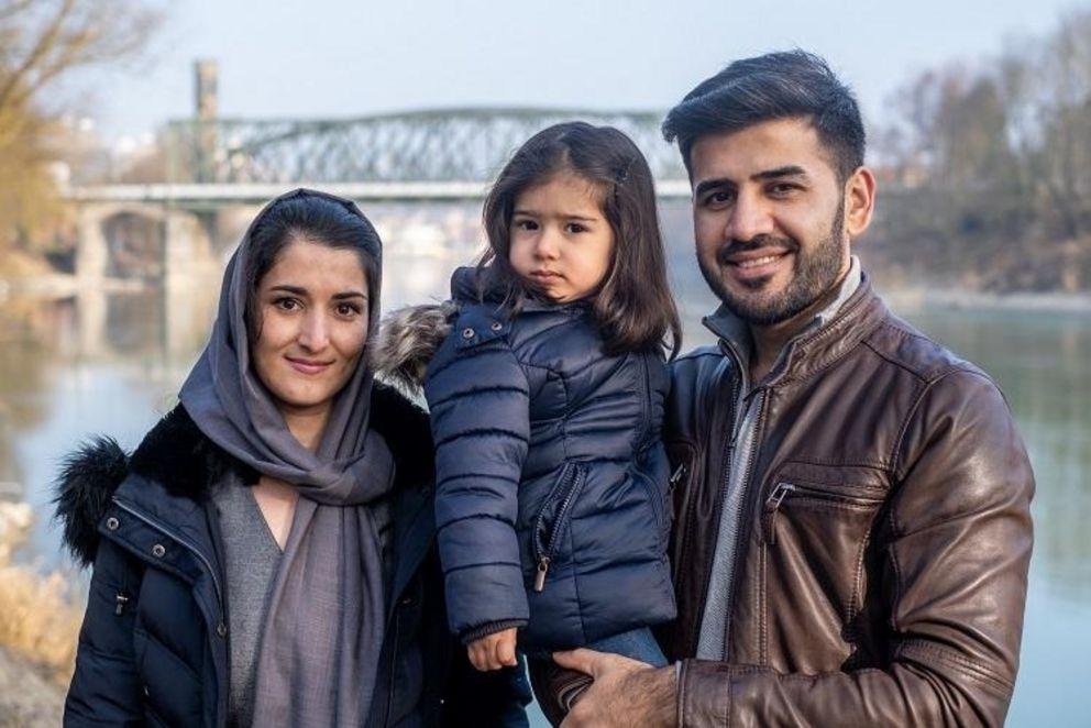 Silla Akbari und ihre Familie