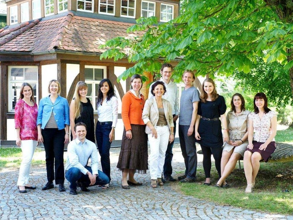 Der Lehrstuhl Prof. Müßig im Mai 2011 auf dem Campus der Universität Passau